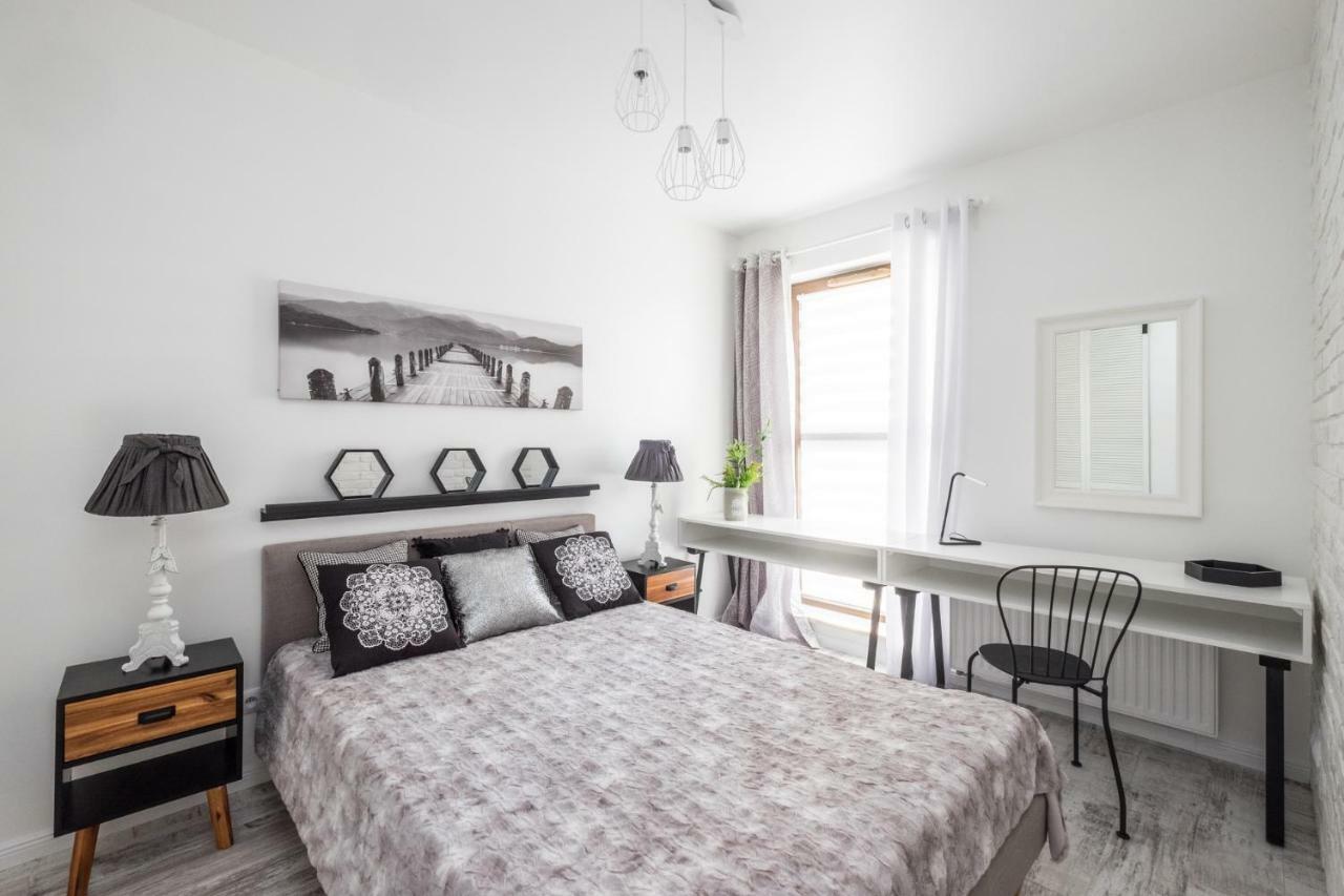 Good Time Business Center Apartment